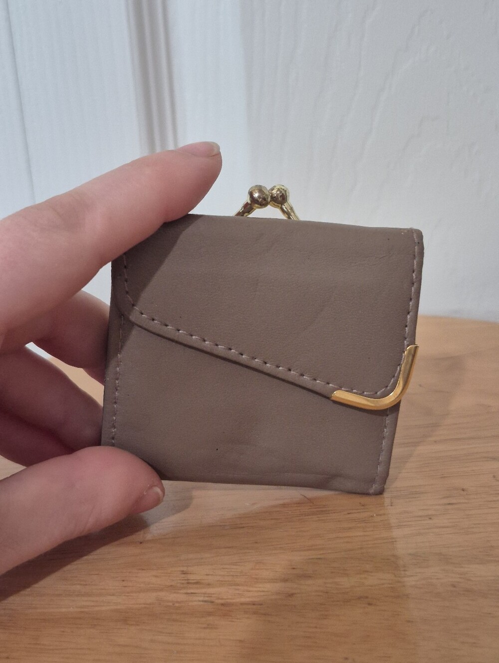 Small Taupe kisslock coinpouch square mini wallet envelope